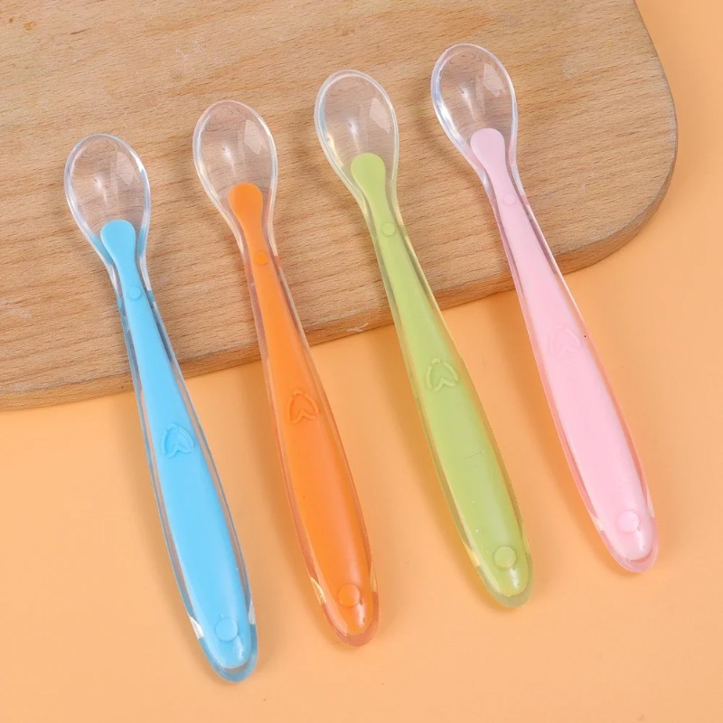 ملاعق سيليكون للأطفال خالية من - مراجعة Baby Food Diary وسعره